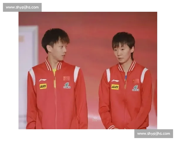 林高远与时尚才女合影引热议 工作室澄清:仅是跨界合作