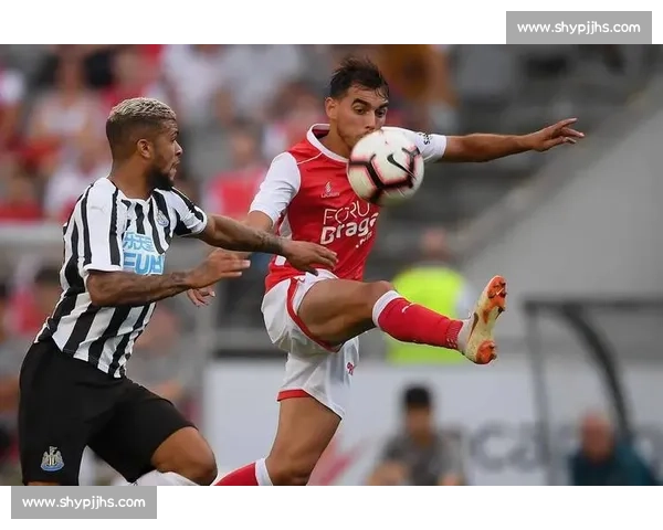 斯图加特官宣签下巴萨 18 岁中场新星达尔维奇 四年长约开启德甲新征程