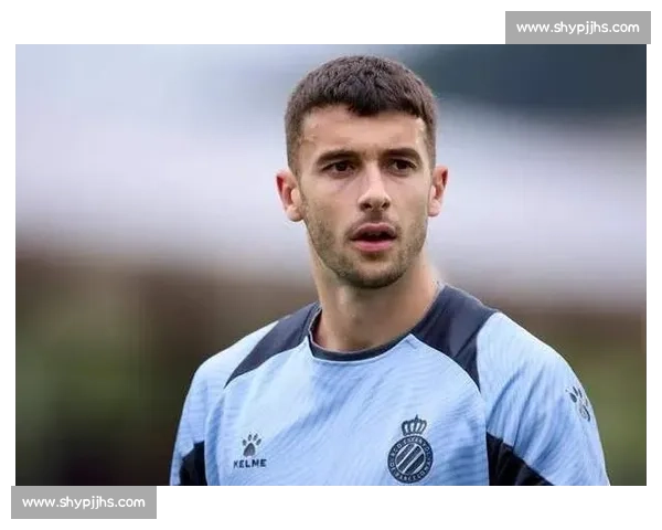 阿斯：巴萨需套现 3000 万欧清理阵容 以注册霍安 - 加西亚与尼科 - 威廉斯