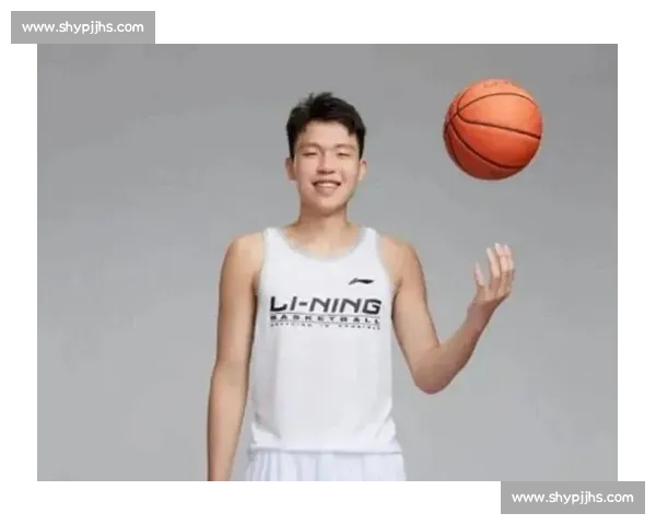 杨瀚森试训收官锁定 NBA 首轮 开拓者 16 顺位摘下中国新星 杨瀚森试训收官锁定 NBA 首轮 开拓者 16 顺位摘下中国新星