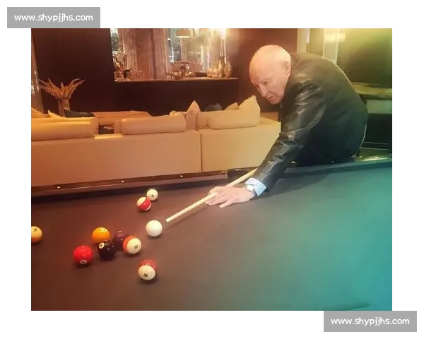 惊现台球界天花板！这位选手的杆法简直神了